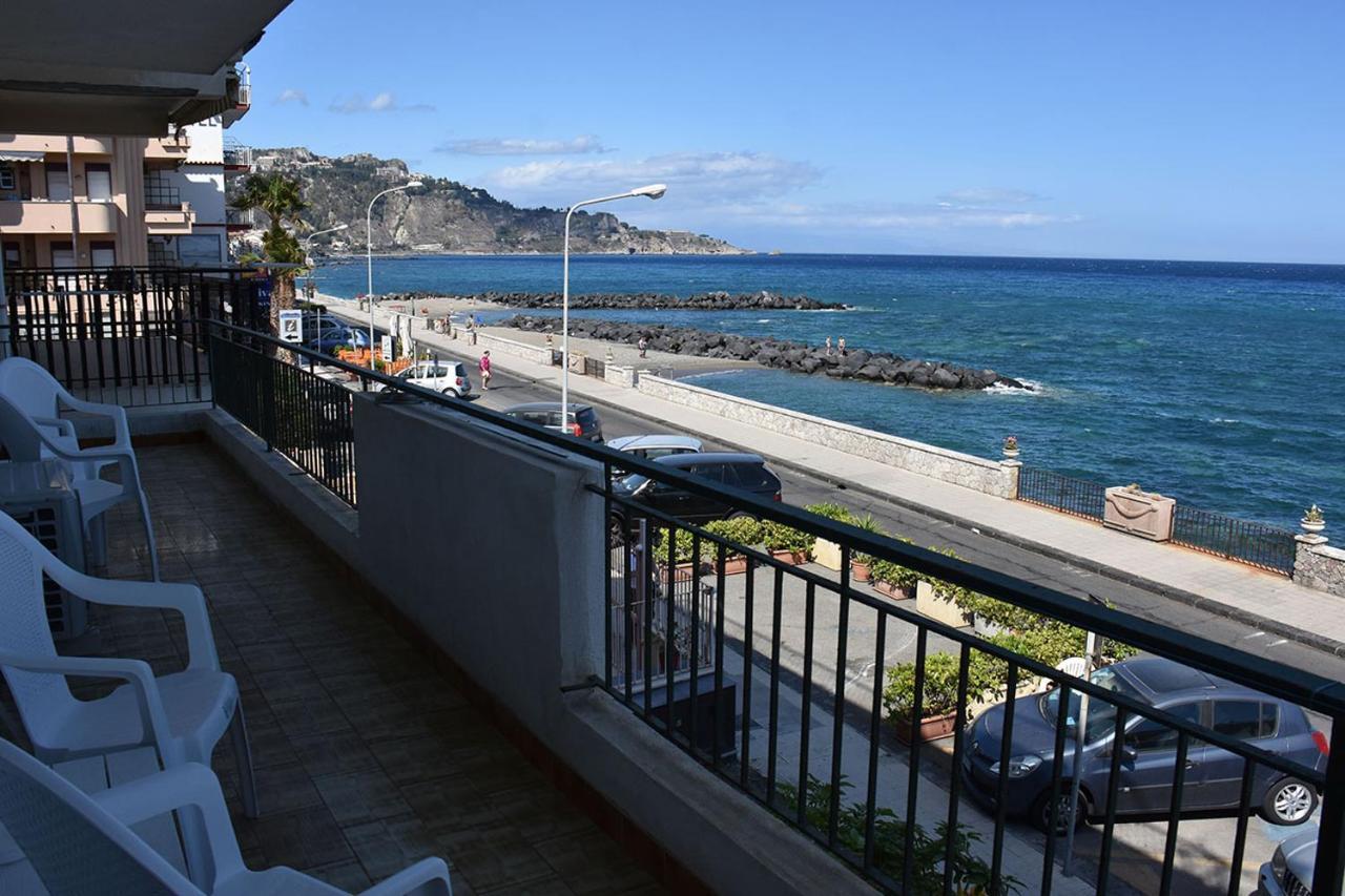 Baia Otello Giardini Naxos Exterior photo